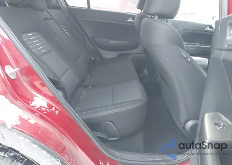 2021 Kia Sportage Lx z USA, uszkodzony, nr VIN KNDPM3AC9M7857928